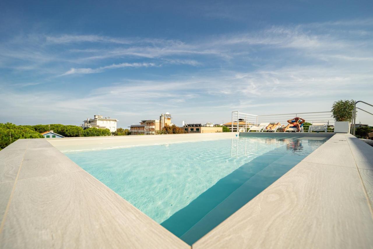 Hotel Abc Cervia Exterior photo