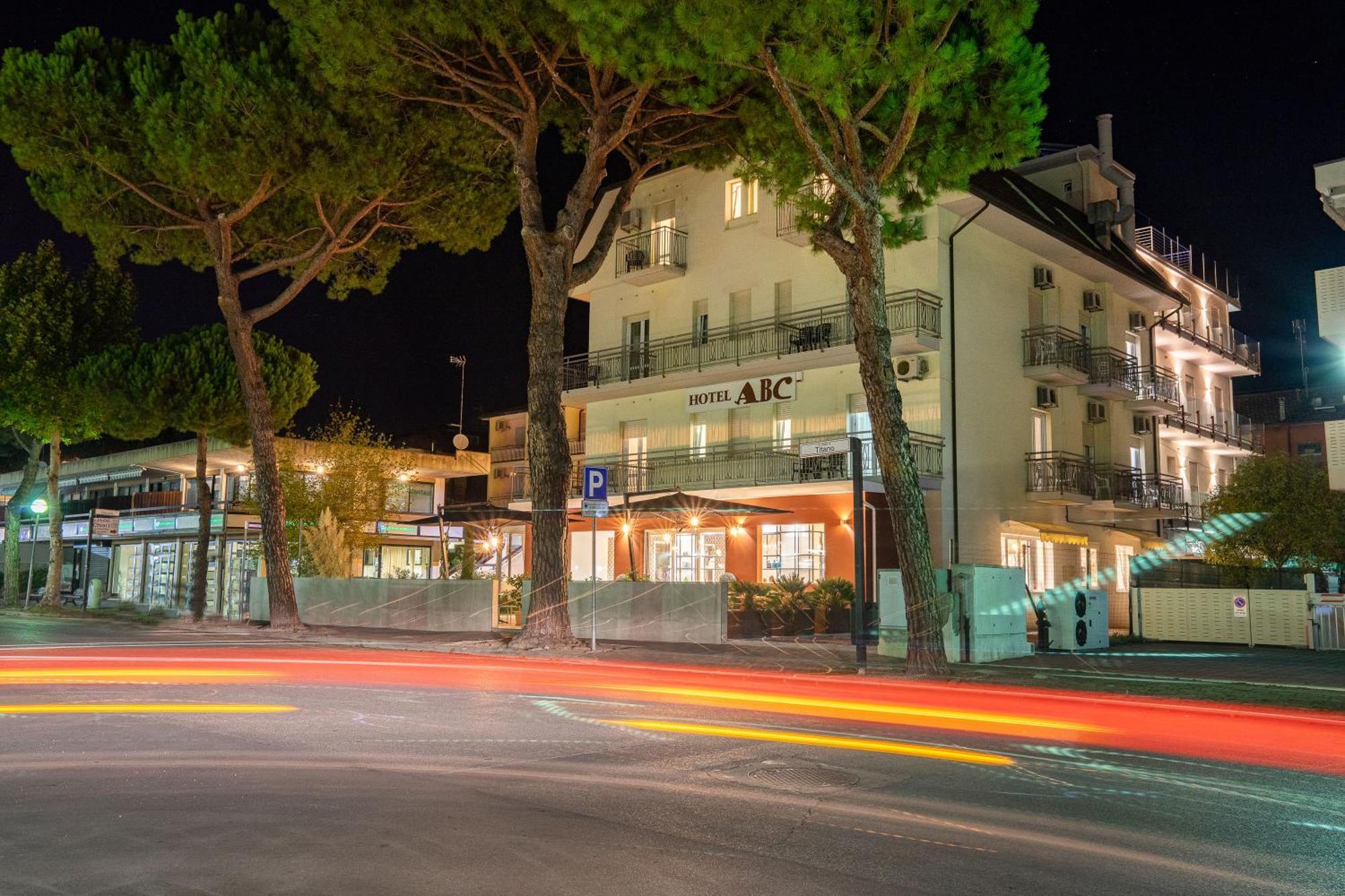 Hotel Abc Cervia Exterior photo